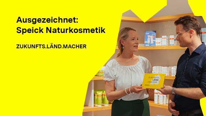 Die Speick Naturkosmetik in Leinfelden-Echterdingen ist „ZUKUNFTS.LÄND.MACHER“! Umweltministerin Thekla Walker (fünfte von links) überreichte Geschäftsführer Valentin Teuffel die Auszeichnung.